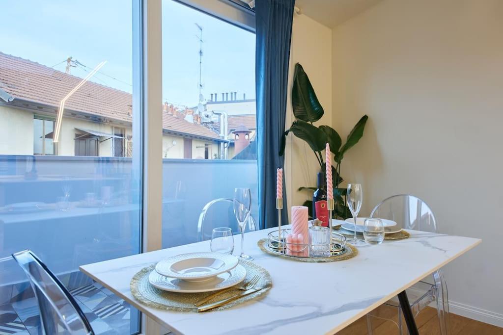 Attico Lussuoso Con Spa A 10 Min Dal Duomo Apartamento Milán
